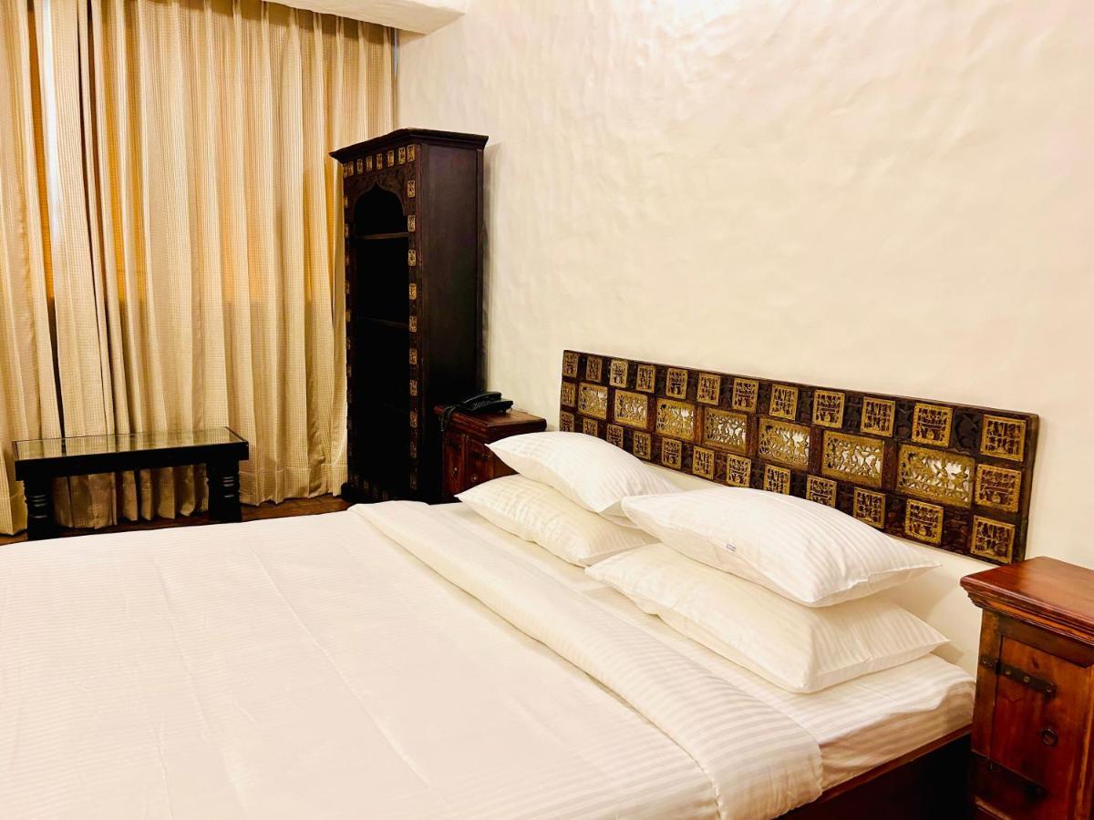 The Kaptain'S Retreat Chandigarh Ngoại thất bức ảnh