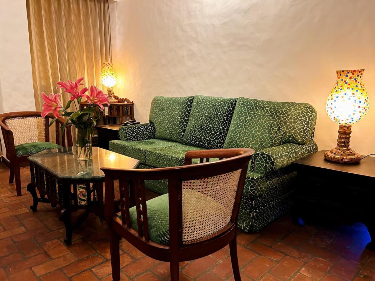 The Kaptain'S Retreat Chandigarh Ngoại thất bức ảnh