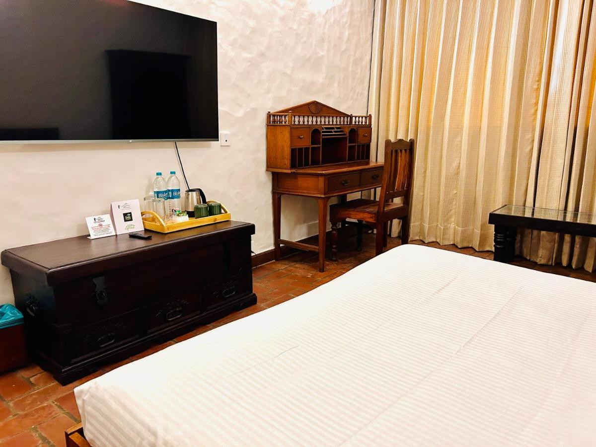 The Kaptain'S Retreat Chandigarh Ngoại thất bức ảnh